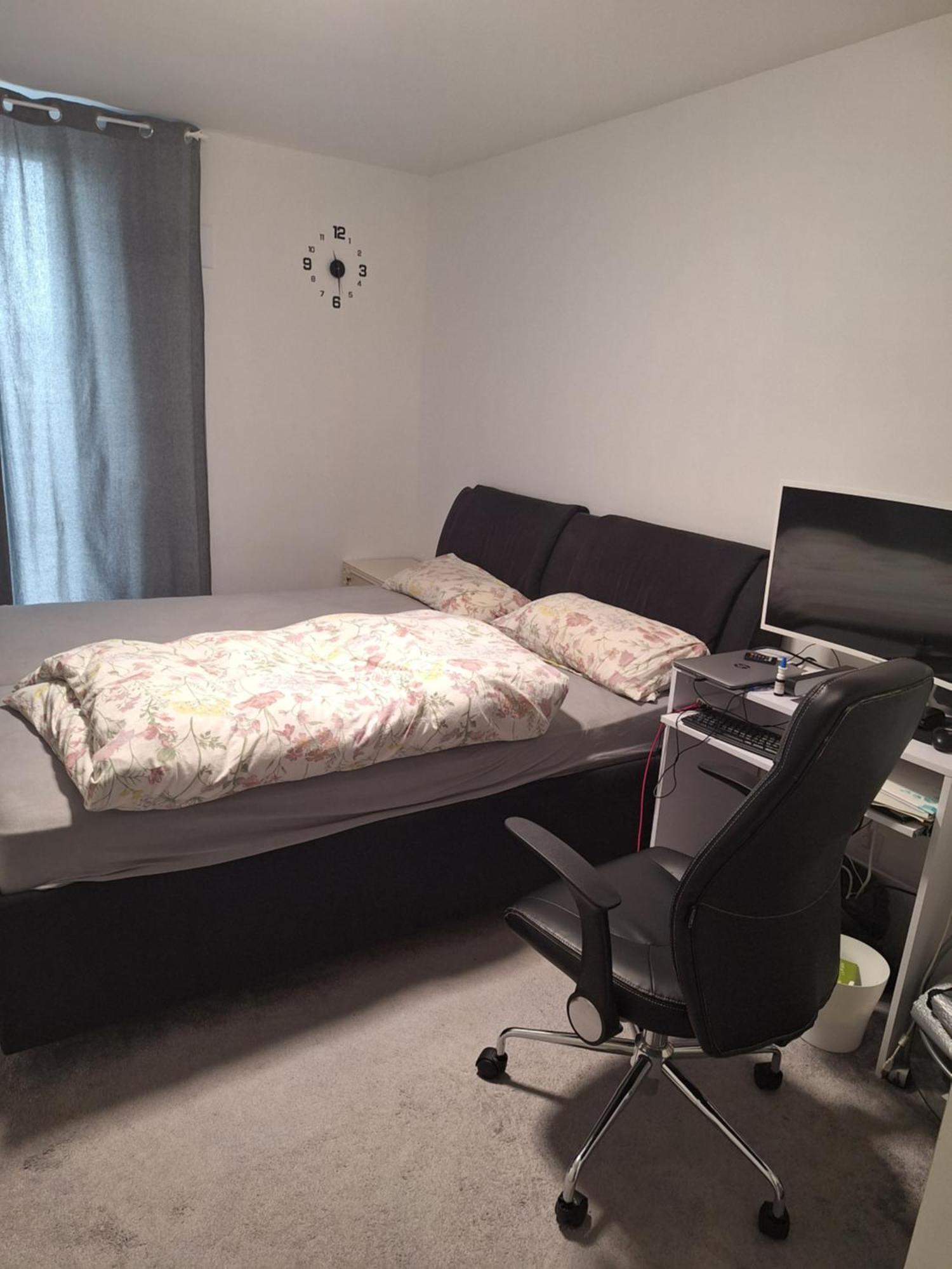 Two Flat